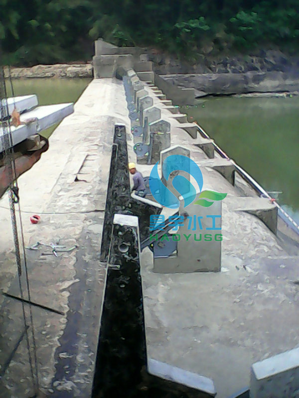 水泥自動(dòng)翻板壩